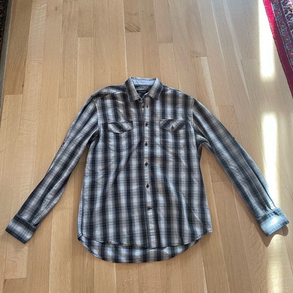 J.Campbell men’s button down shirt